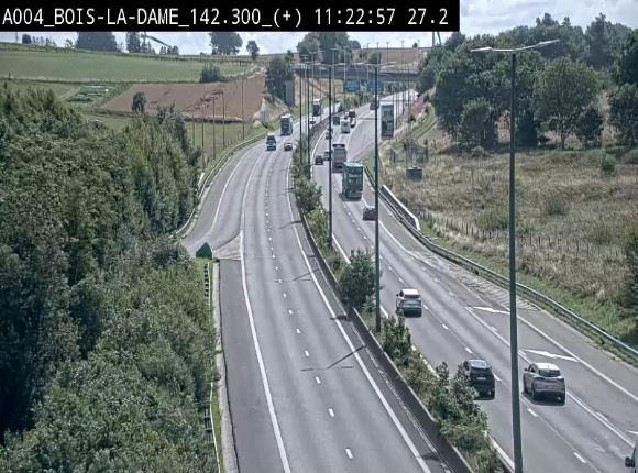 Webcam située entre la sortie 29 Neufchâteau et la jonction avec l'E25 en direction de Liège et Luxembourg