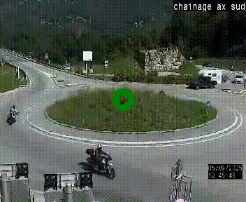 Webcam au nord d'Ax-les-Thermes au niveau de l'aire de chaînage de la N20. Vue orientée vers les Pyrénées, en direction de Pas de la Case