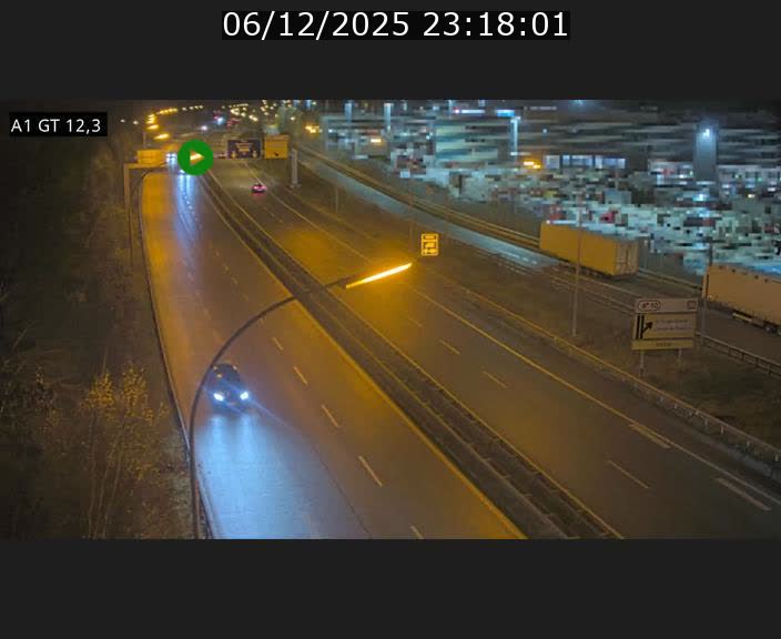 Traffic live webcam Luxembourg Senningerberg - A1 direction Allemagne - BK 12.3
