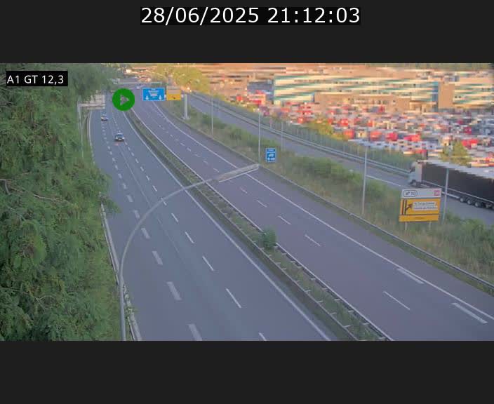 Traffic live webcam Luxembourg Senningerberg - A1 direction Allemagne - BK 12.3