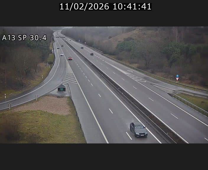 Traffic live webcam Luxembourg Altwies - A13 direction Luxembourg-ville - BK 30.4