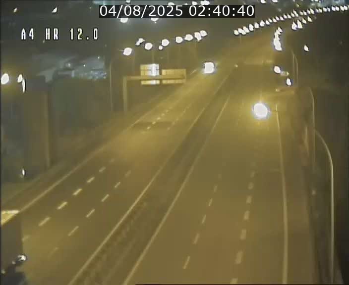 Traffic live webcam Luxembourg Jonction Foetz - A4 - BK 12.0 - direction Esch sur Alzette