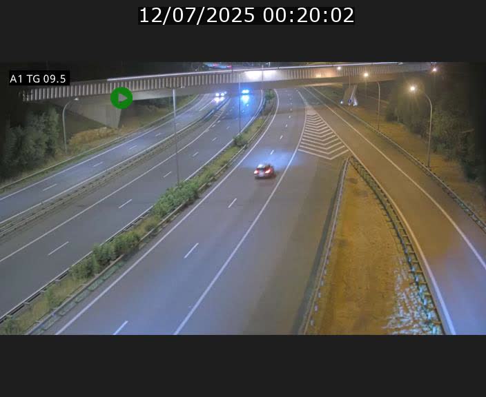 Traffic live webcam Luxembourg Jonction Grünewald - A1 direction Luxembourg-ville - BK 9.5