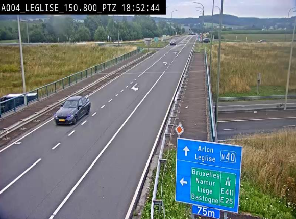 Webcam au-dessus de l'E411 sur la N40. Vue orientée vers Léglise en provenance de Neufchâteau