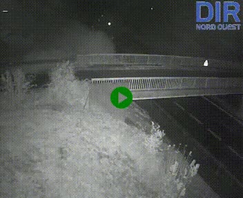 Webcam sur A84 à hauteur de Pont-Farcy, au niveau du pont autoroutier sur la Vire, au sud de Saint-Lô