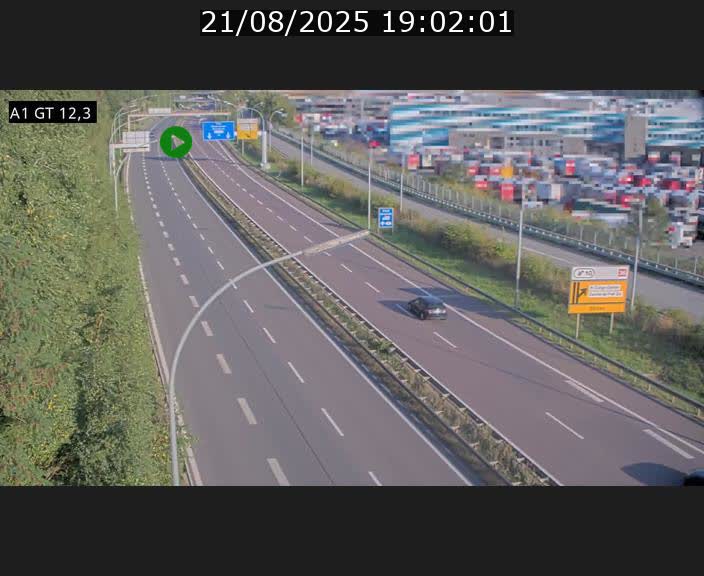 Traffic live webcam Luxembourg Senningerberg - A1 direction Allemagne - BK 12.3