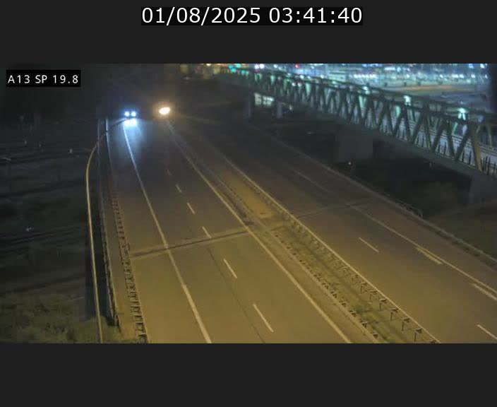 Traffic live webcam Luxembourg Croix de Bettembourg - A13 direction Esch-sur-Alzette - BK 19.8