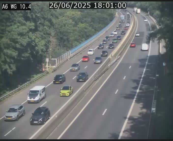 Traffic live webcam Luxembourg Mamer - A6 - BK 10.4 - direction Luxembourg/France/Allemagne