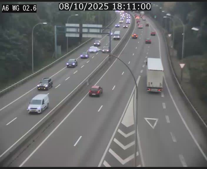 Traffic live webcam Luxembourg Croix de Cessange - A6 - BK 2.6 - direction France/Allemagne