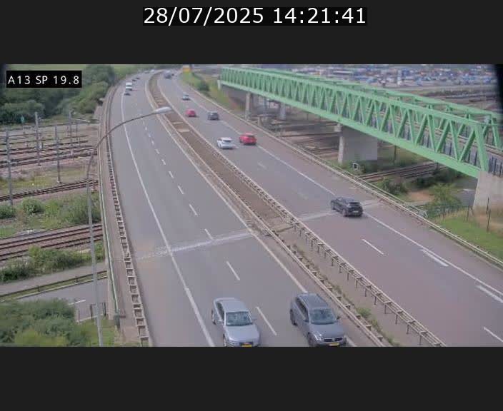 Traffic live webcam Luxembourg Croix de Bettembourg - A13 direction Esch-sur-Alzette - BK 19.8