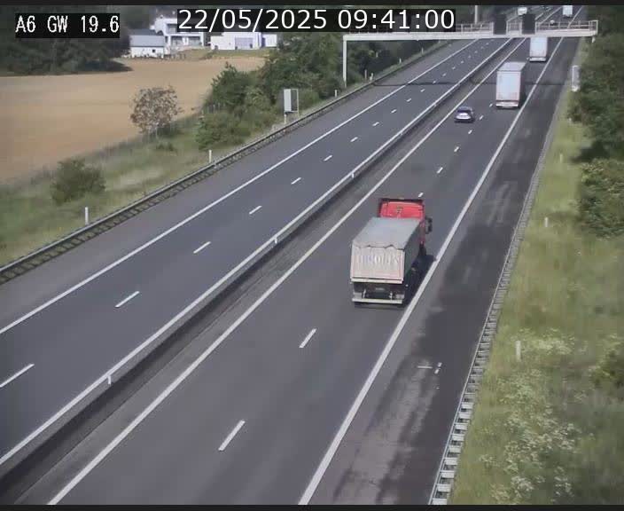 Traffic live webcam Luxembourg - Steinfort - A6 - BK 19.6 - direction Belgique