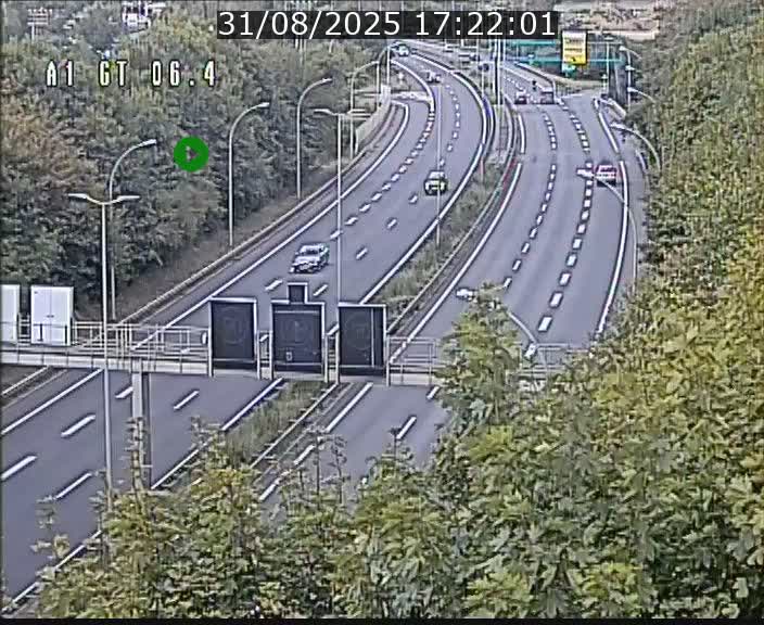 Traffic live webcam Luxembourg Hamm - A1 direction Sandweiler - BK 6.4