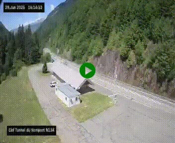 Webcam à l'entrée du tunnel du Somport, côté français, sur la N134, dans les Pyrénées, en direction de l'Espagne, à 1116 mètres d'altitude