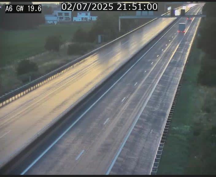 Traffic live webcam Luxembourg - Steinfort - A6 - BK 19.6 - direction Belgique