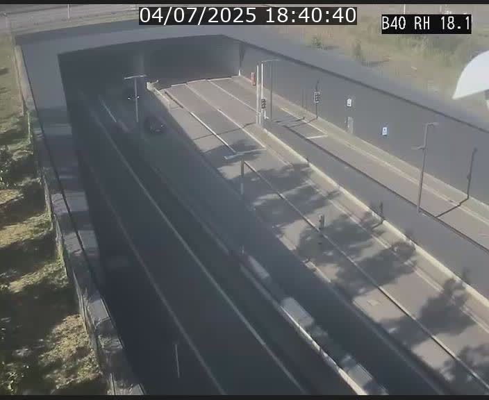 Webcam sur la route de contournement d'Esch-Belval avant le tunnel Central Gate au niveau de la porte de France et du radar fixe