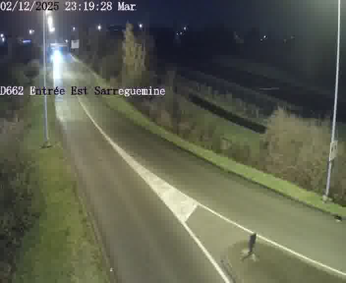 Point de vue trafic déployé sur D662 (France) à Sarreguemines, regardant vers Sarreguemines, aidant conducteurs et services à anticiper les flux.