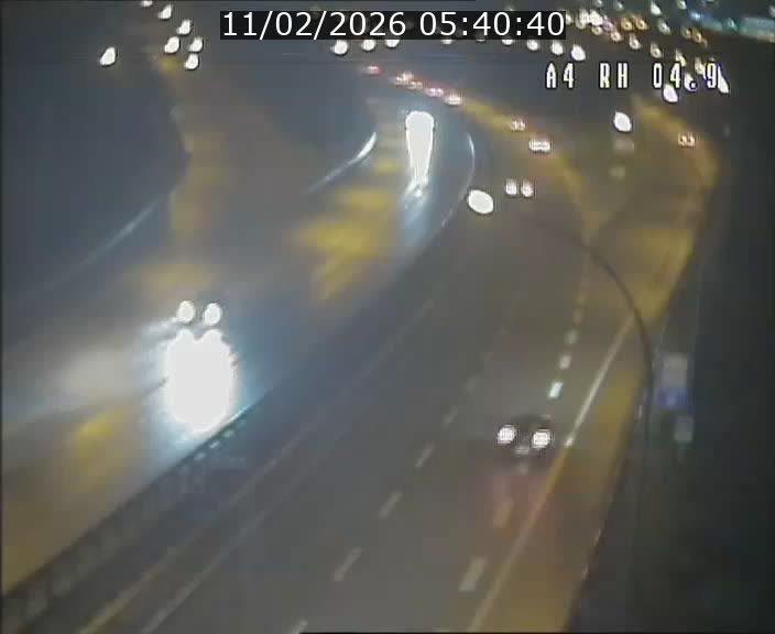 Traffic live webcam Luxembourg Leudelange - A4 - BK 4.9 - direction Luxembourg