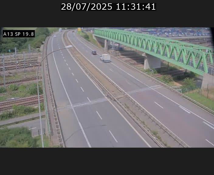 Traffic live webcam Luxembourg Croix de Bettembourg - A13 direction Esch-sur-Alzette - BK 19.8