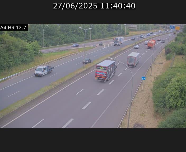 Traffic live webcam Luxembourg Esch sur Alzette - A4 - BK 12.7 - direction Esch-Belval