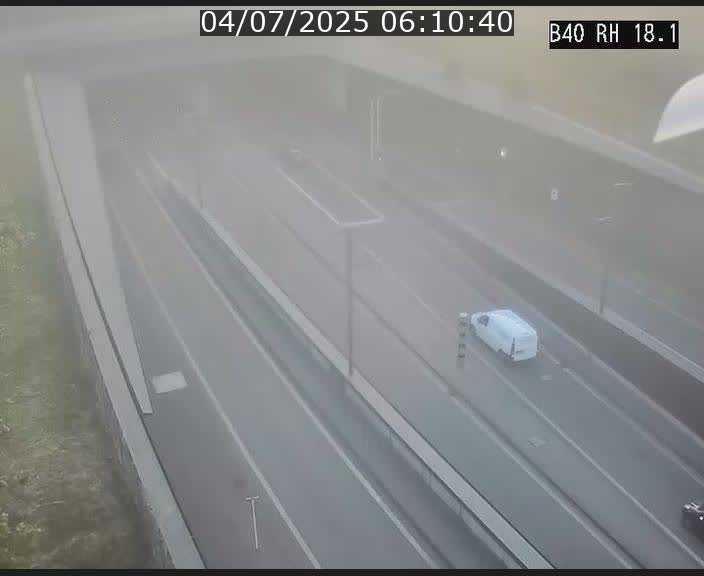Webcam sur la route de contournement d'Esch-Belval avant le tunnel Central Gate au niveau de la porte de France et du radar fixe