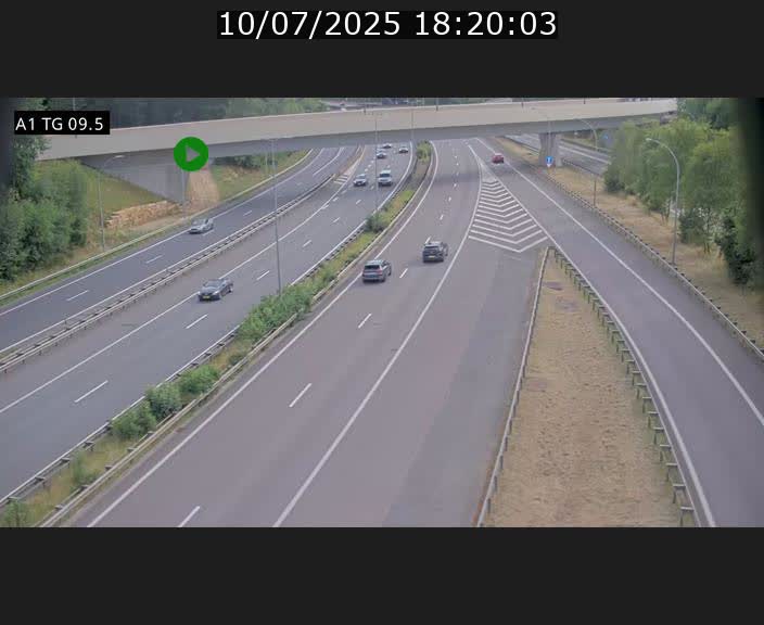 Traffic live webcam Luxembourg Jonction Grünewald - A1 direction Luxembourg-ville - BK 9.5