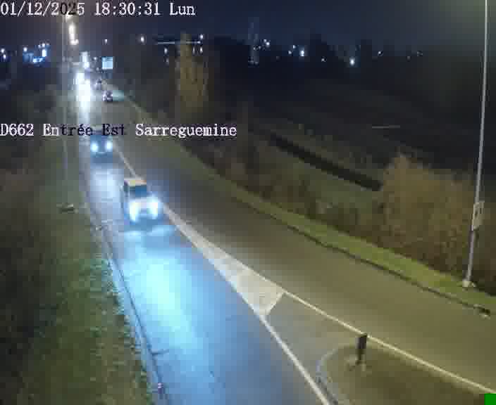 Point de vue trafic déployé sur D662 (France) à Sarreguemines, regardant vers Sarreguemines, aidant conducteurs et services à anticiper les flux.