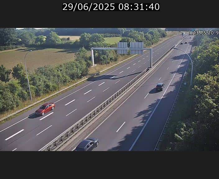 Traffic live webcam Luxembourg Croix de Bettembourg, rond-point d'Hellange - A13 direction Allemagne - BK 20.9
