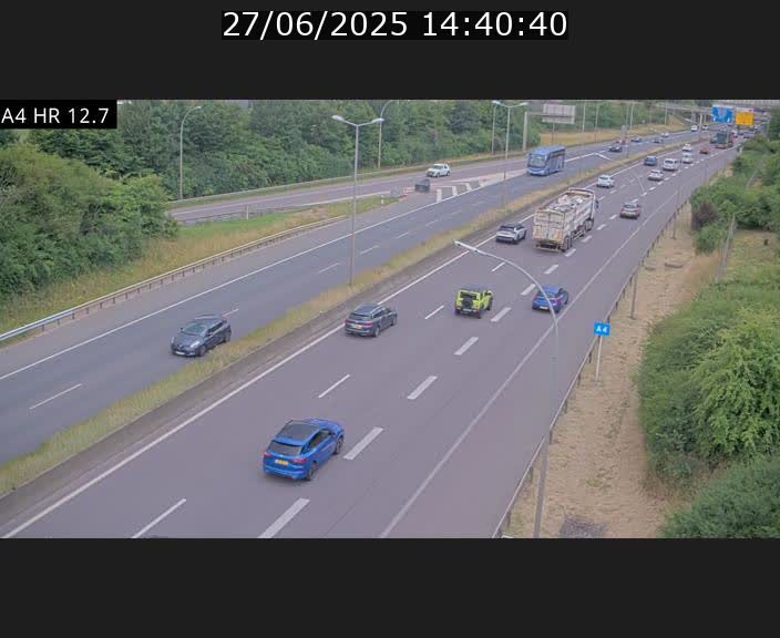 Traffic live webcam Luxembourg Esch sur Alzette - A4 - BK 12.7 - direction Esch-Belval