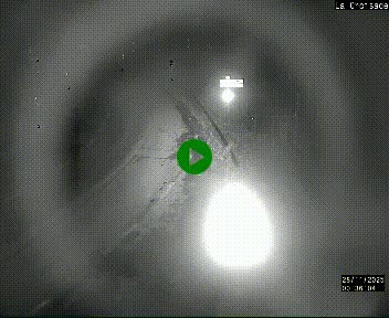 Webcam au carrefour de la croisade, à la jonction entre la N22 et la N320, avant le poste de douane franco-andorrane. Webcam à 1790 mètres d'altitude