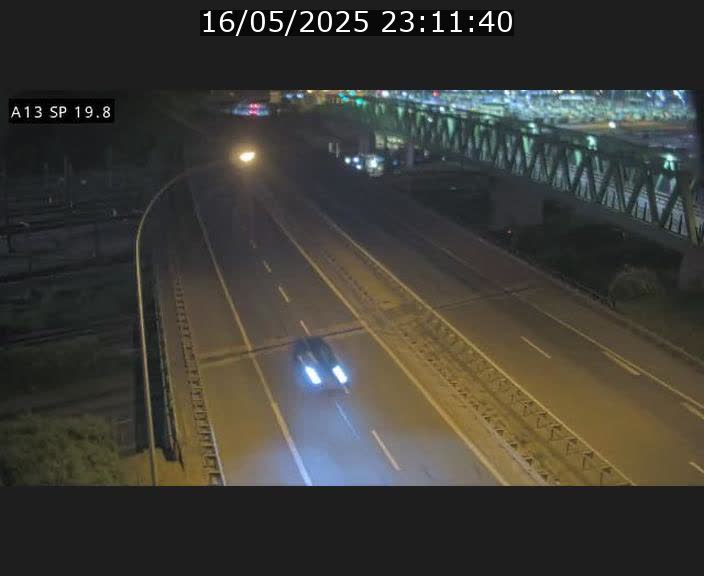 Traffic live webcam Luxembourg Croix de Bettembourg - A13 direction Esch-sur-Alzette - BK 19.8