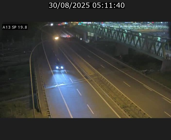 Traffic live webcam Luxembourg Croix de Bettembourg - A13 direction Esch-sur-Alzette - BK 19.8