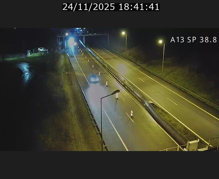 Webcam autoroute A13 à l'entrée ouest du tunnel Markusbierg à Schengen. Vue orientée vers le tunnel et l'Allemagne