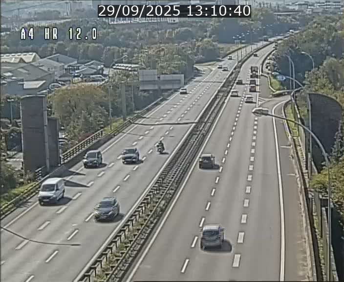 Traffic live webcam Luxembourg Jonction Foetz - A4 - BK 12.0 - direction Esch sur Alzette