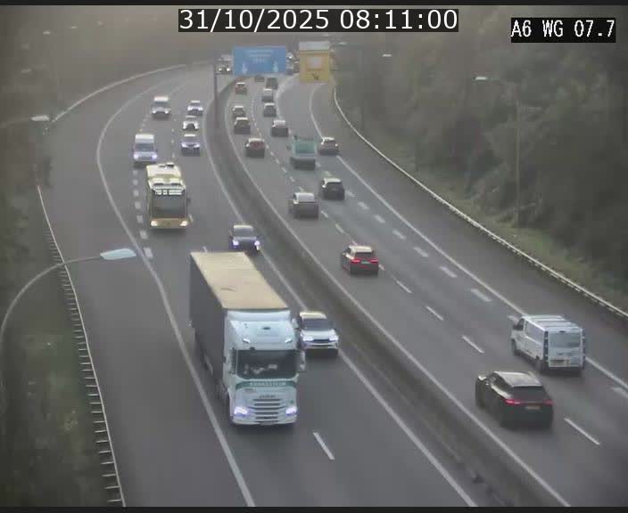 Traffic live webcam Luxembourg - Bridel - A6 - BK 7.7 - direction Belgique