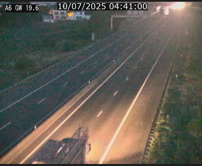 Traffic live webcam Luxembourg - Steinfort - A6 - BK 19.6 - direction Belgique