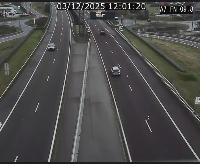 Caméra trafic Luxembourg - A7, Tunnel Gousselerbierg, sortie sud, direction rond-point Lorentzweiler (BK 9.9)