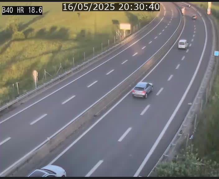 Webcam sur la route de liaison entre Micheville et Esch-Belval à la frontière entre le Luxembourg et la France. Vue orientée vers la Lorraine.