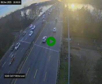 Webcam sur le périphérique de Bordeaux à l'est de la ville. Caméra située sur le Pont Mitterand sur la N230