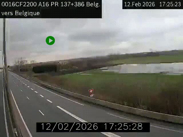 Webcam à la frontière franco-belge au niveau de Bray-Dunes/De-Panne sur l'autoroute A16. Vue orientée vers la Belgique