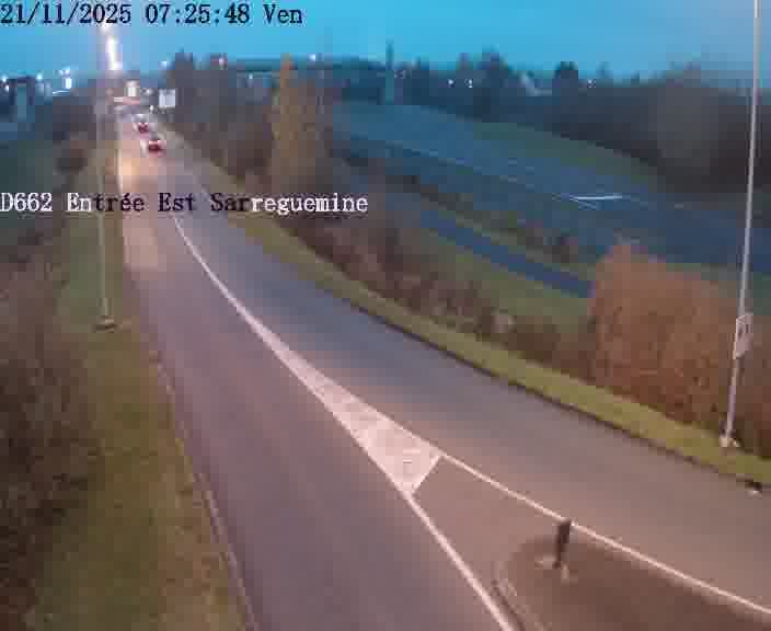 Point de vue trafic déployé sur D662 (France) à Sarreguemines, regardant vers Sarreguemines, aidant conducteurs et services à anticiper les flux.