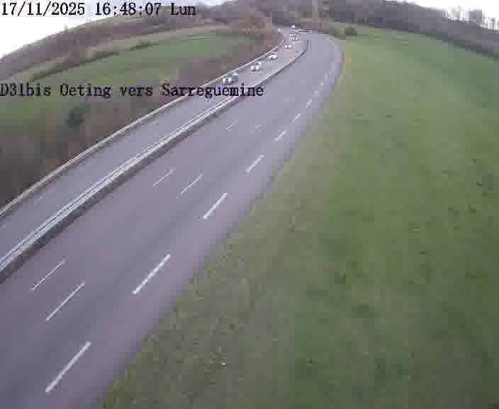 Webcam installée le long de D31bis (France) à Oeting, pointée vers Sarreguemines, utile pour suivre précisément les conditions de trafic.
