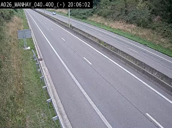 Webcam autoroute A26/E25 à hauteur de Manhay, après la jonction avec la N651 en direction de Liège - BK 40.4
