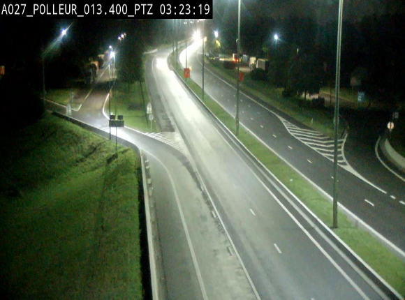 Webcam A27/E42 avec vue sur le parking de l'aire de Polleur, après le Viaduc de Polleur à Theux. Vue orientée vers Liège