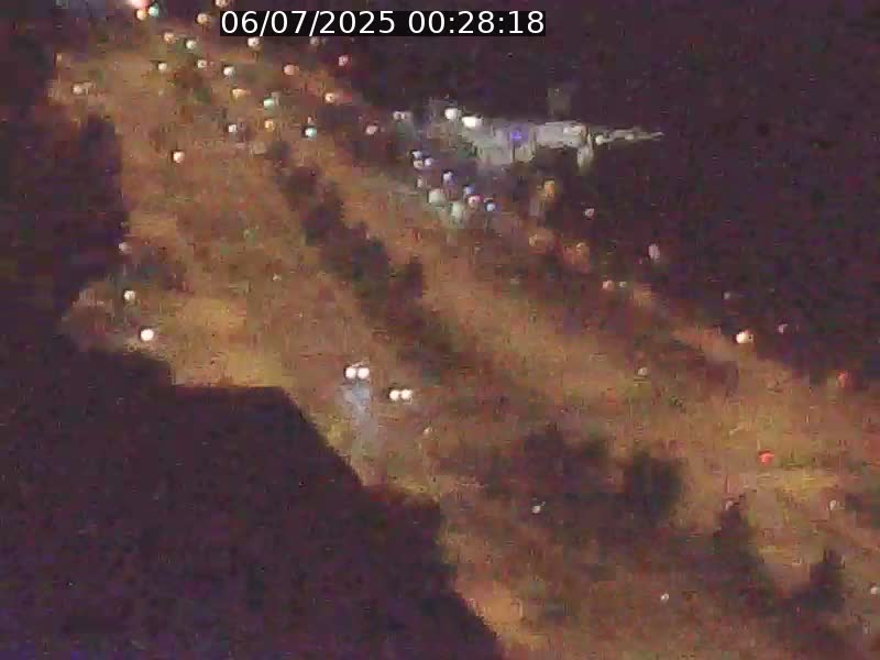 Webcam sur l'avenue John Fitzgerald Kennedy (N51) avec vue sur le Pont rouge (Pont Grande Duchesse Charlotte), l'arrêt Pfaffenthal et l'entrée du quartier Kirchberg