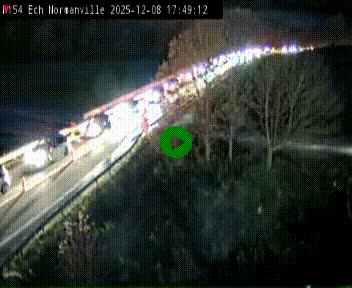 Webcam à hauteur du Leclerc Normanville sur la N154. Vue orientée vers Rouen