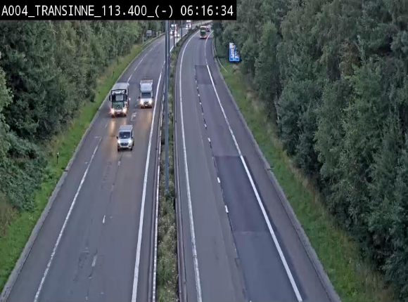 Caméra trafic E411 (A4) - Transinne direction Namur - BK 113.425