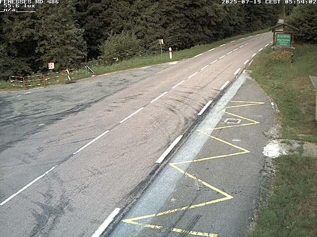 Webcam en haut du col des Fenesses, aussi appelé col du Ménil sur la D486 à 593 mètres d'altitude dans les Vosges
