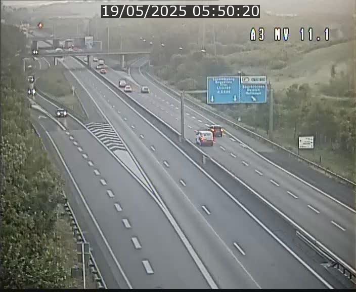 Traffic live webcam Luxembourg Croix de Bettembourg A3 - BK 11.1 - direction Luxembourg-ville