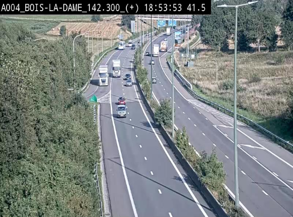 Webcam située entre la sortie 29 Neufchâteau et la jonction avec l'E25 en direction de Liège et Luxembourg