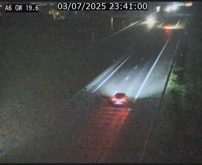 Traffic live webcam Luxembourg - Steinfort - A6 - BK 19.6 - direction Belgique